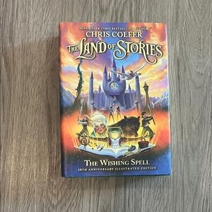 The Land of Stories: The Wishing Spell Book